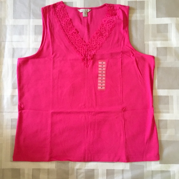 Laura Ashley Tops - ❄️ 3/$15 ❄️ Laura Ashley NWOT Tank Top size 2X.